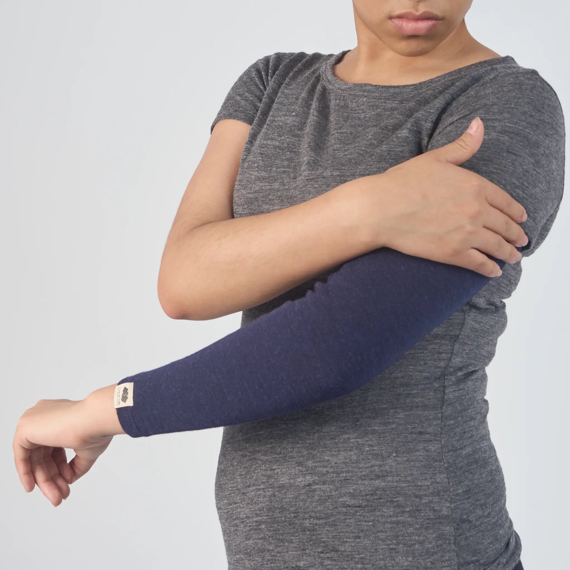womens comfortable fit sleeve lightweight color navy blue