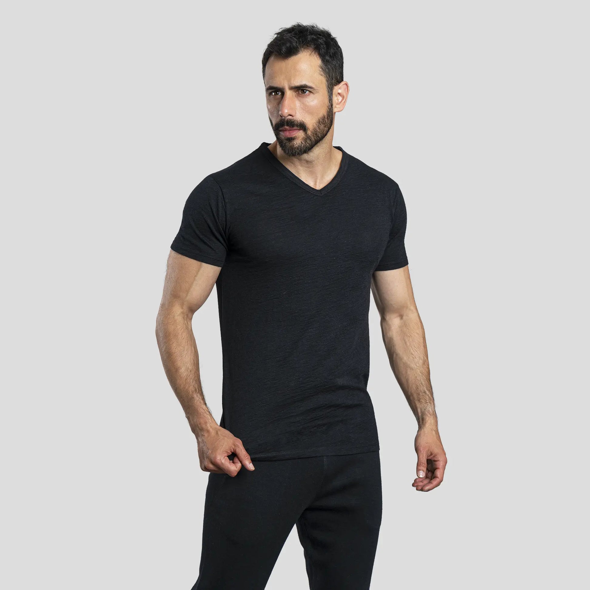 Men's Alpaca Wool Shirt: 160 Ultralight V-Neck color Black