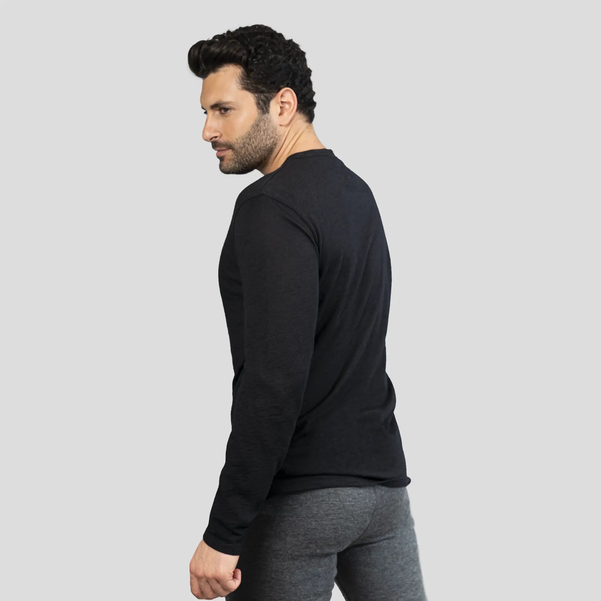 Men's Alpaca Wool Long Sleeve Base Layer: 160 Ultralight color Black